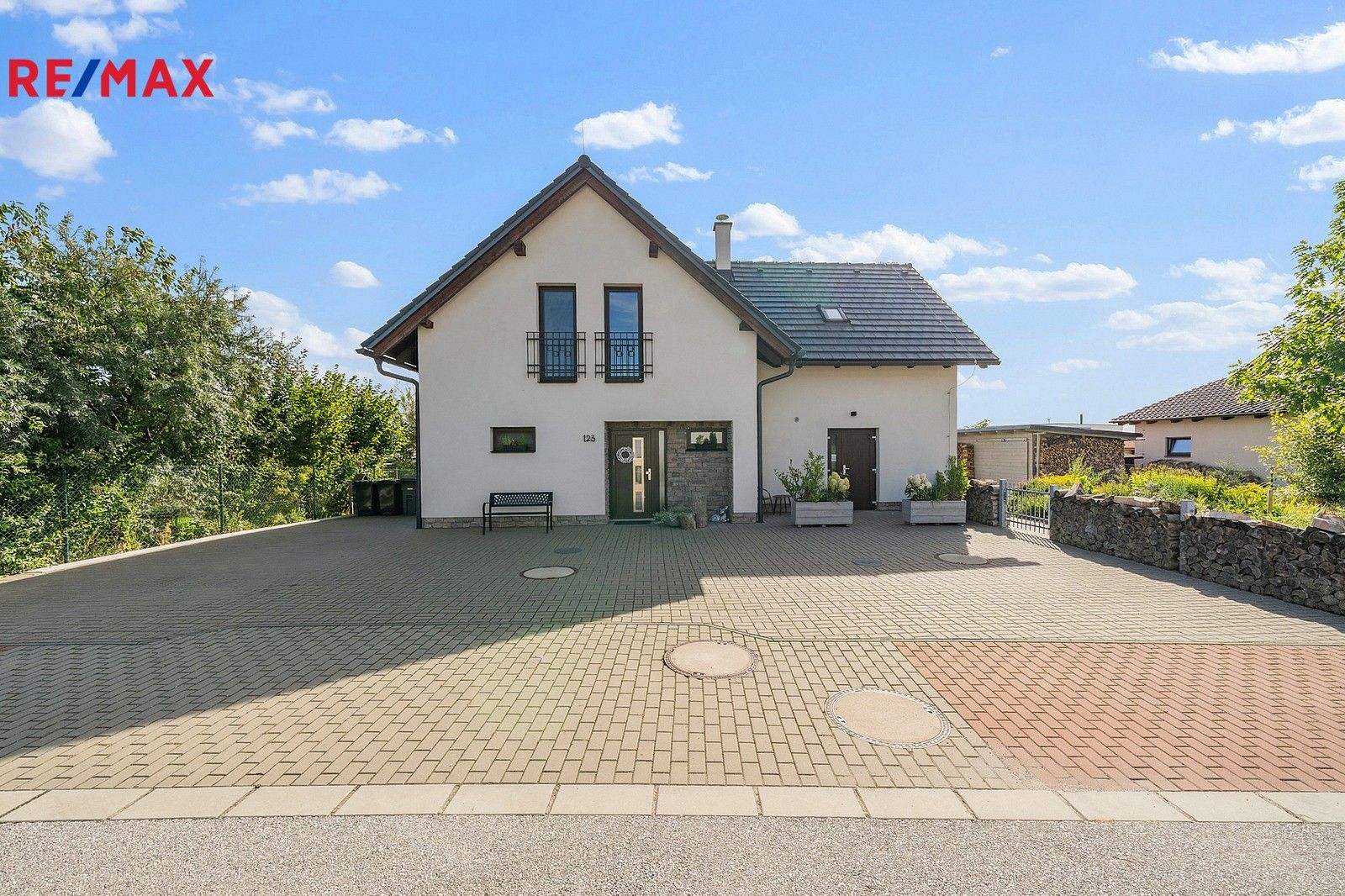 Prodej rodinný dům - Stěžírky, Stěžery, 215 m²