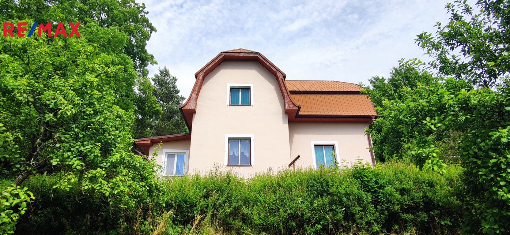 Prodej rodinný dům - Karlovice, 208 m²
