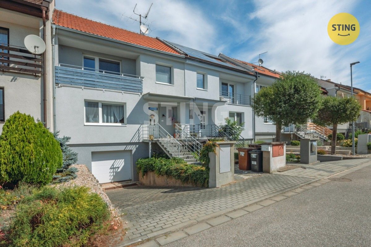 Rodinné domy, K Zahrádkám  , Srch, 171 m² - 1