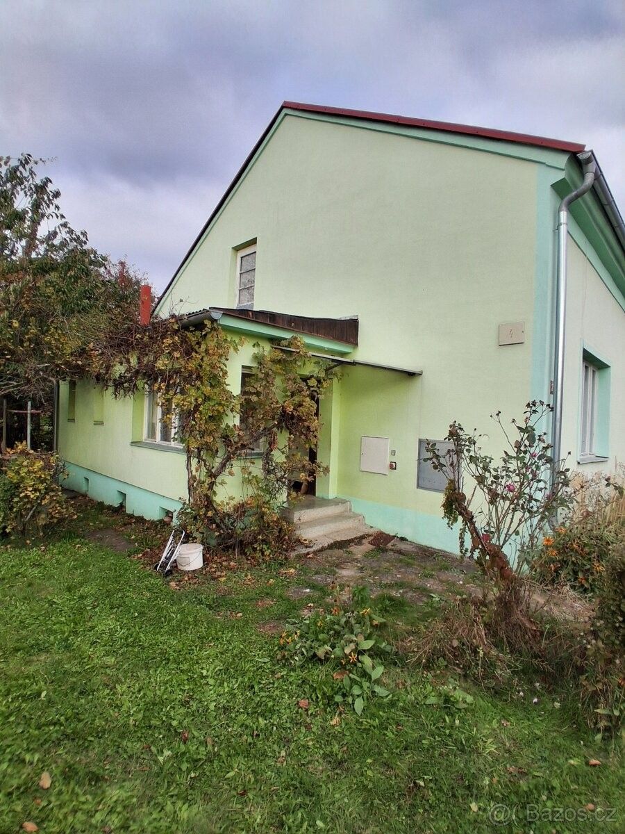 Rodinné domy, Medlov, 783 91