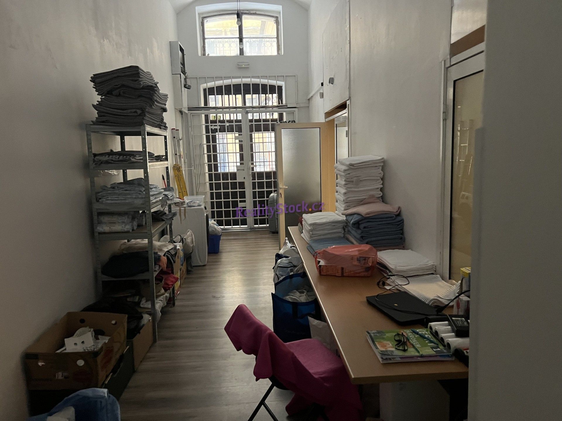 Pronájem výrobní prostory - Politických vězňů, Praha, 55 m²