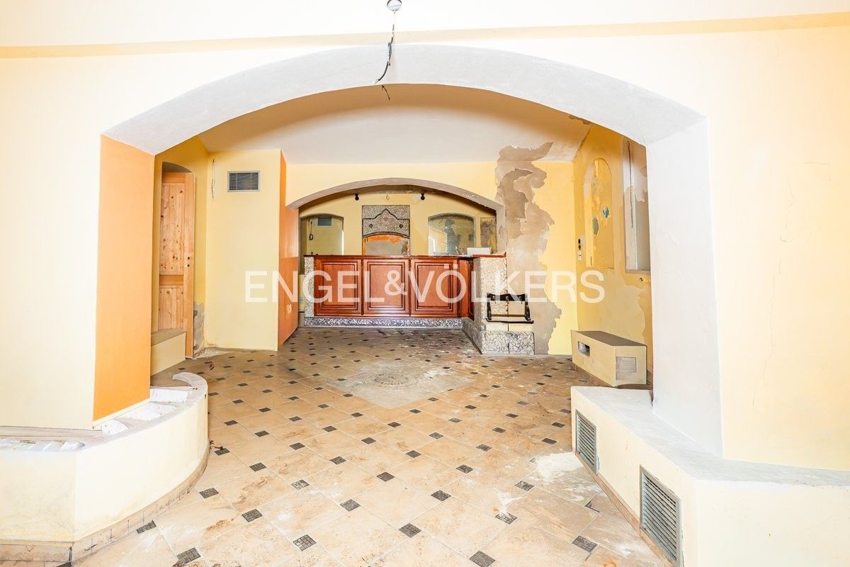 Restaurace · 122 m² · Jaromírova 531, Praha Nusle - 3