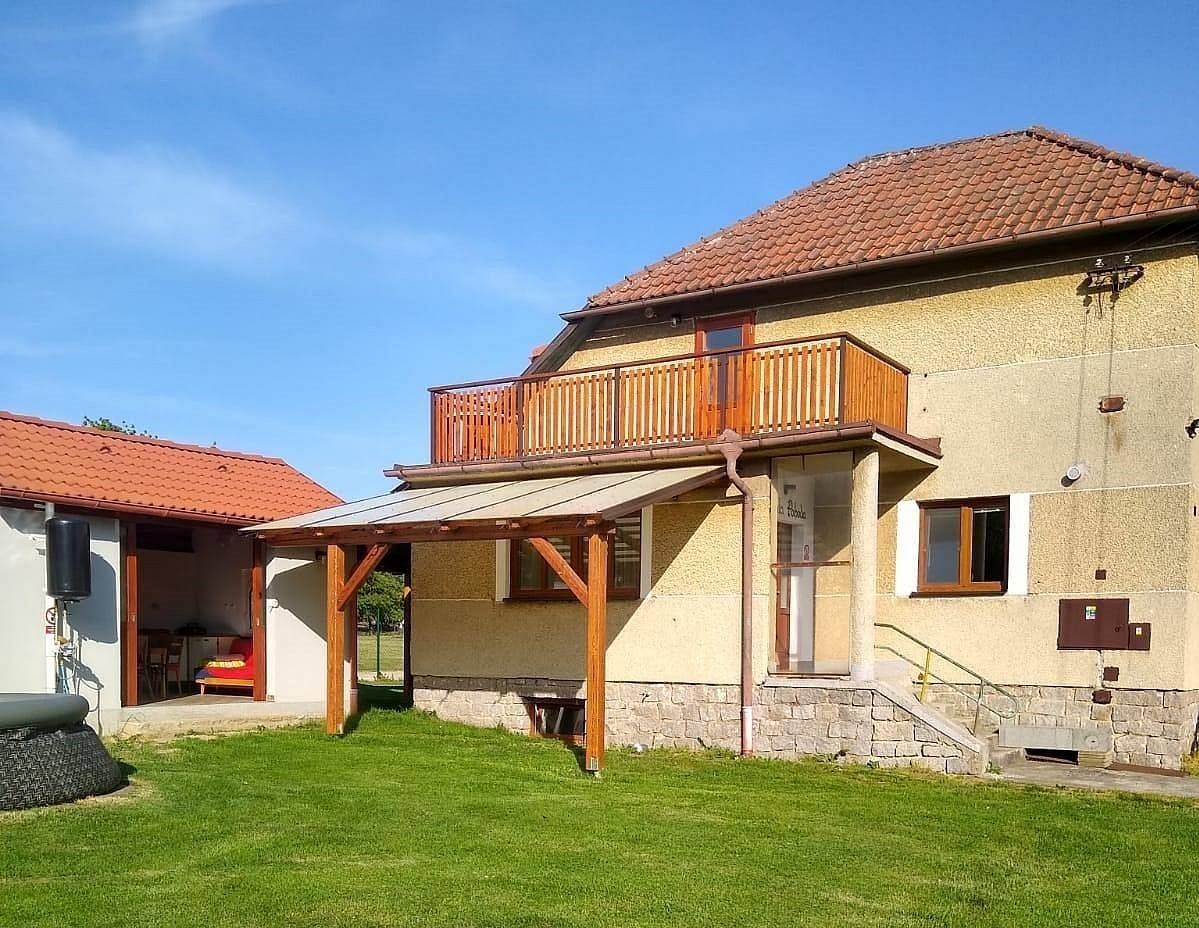 Chaty, Hněvkovice u Ledče nad Sázavou, Kraj Vysočina