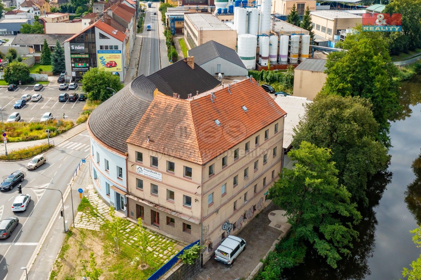 Prodej obchodní prostory - Komenského, Strakonice, 800 m²