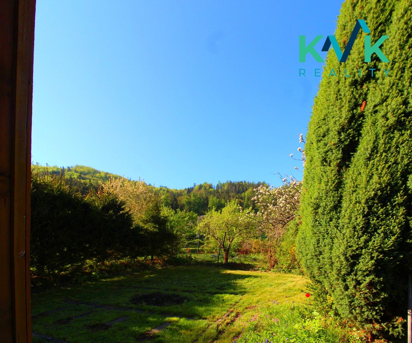 Prodej zahrada - Karlovy Vary, 392 m²