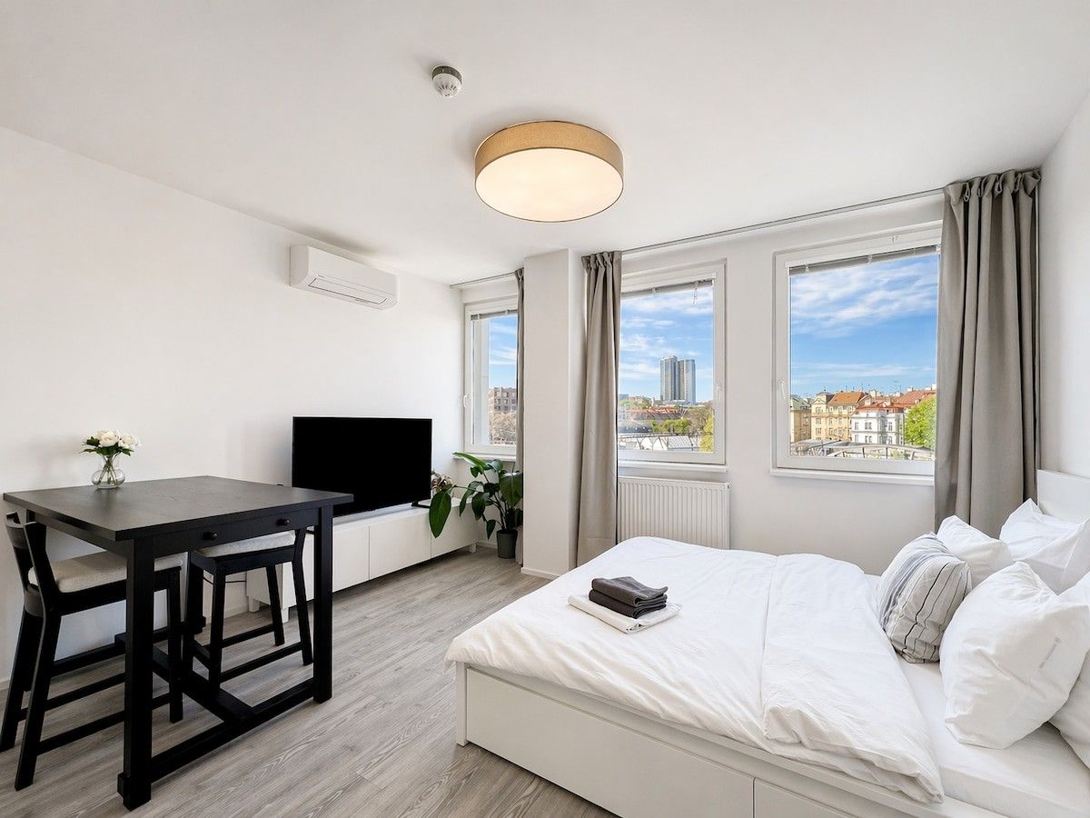 1+kk, Perucká, Praha - Vinohrady, 27 m² - 1