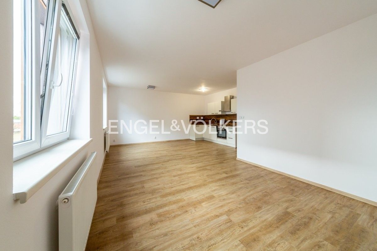3+kk, Na Kovárně 951, Plzeň Doubravka, 75 m² - 1