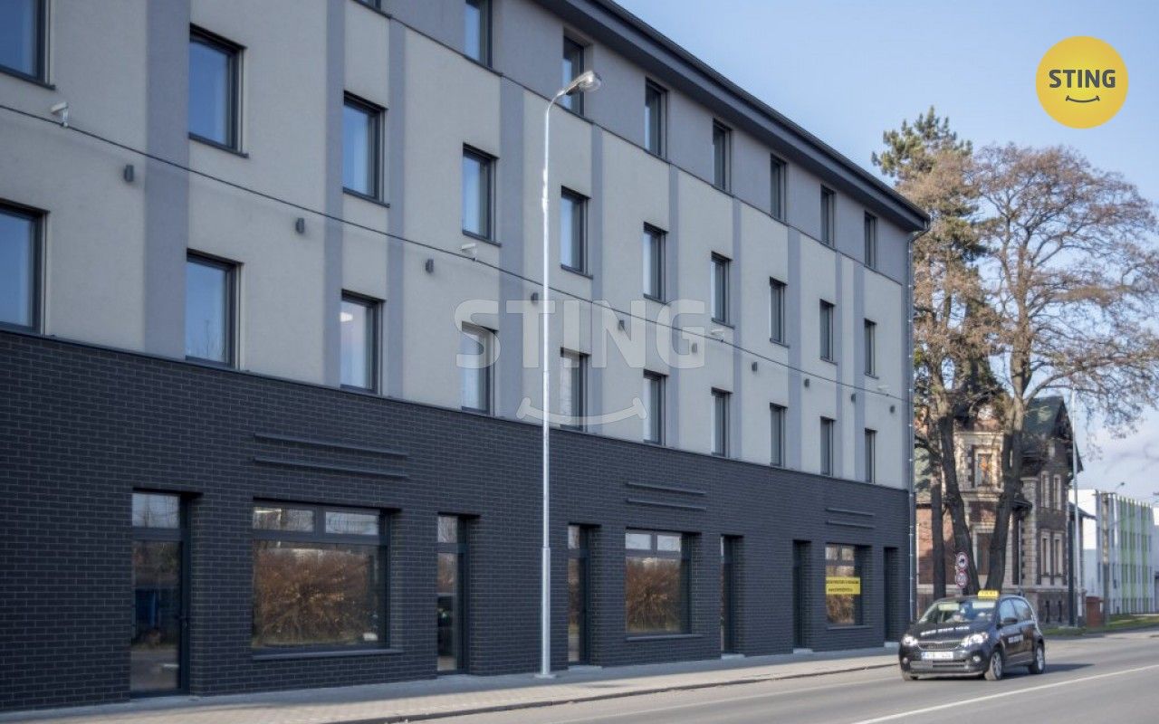 Pronájem obchodní prostory - Jablunkovská, Český Těšín, 401 m²