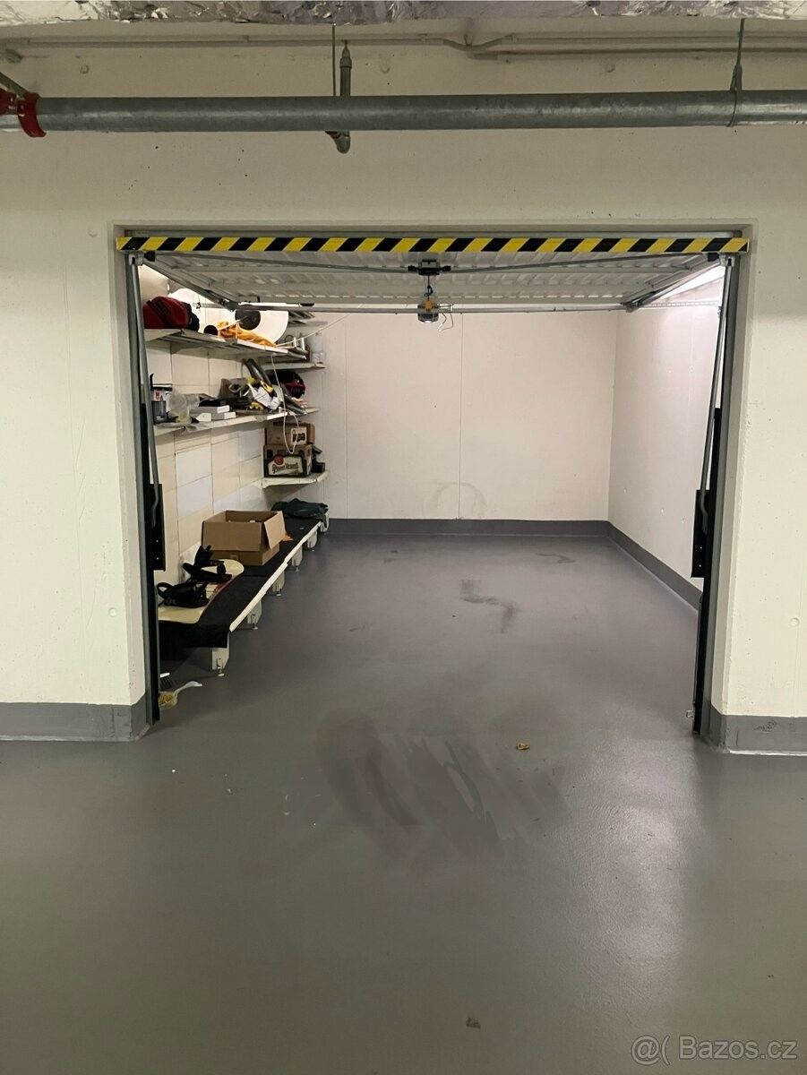 Garáže, Praha, 190 00