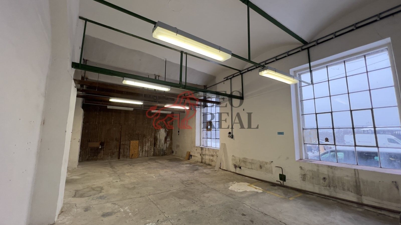 Garáže, Drážďanská 80, Ústí nad Labem Krásné Březno, 69 m²