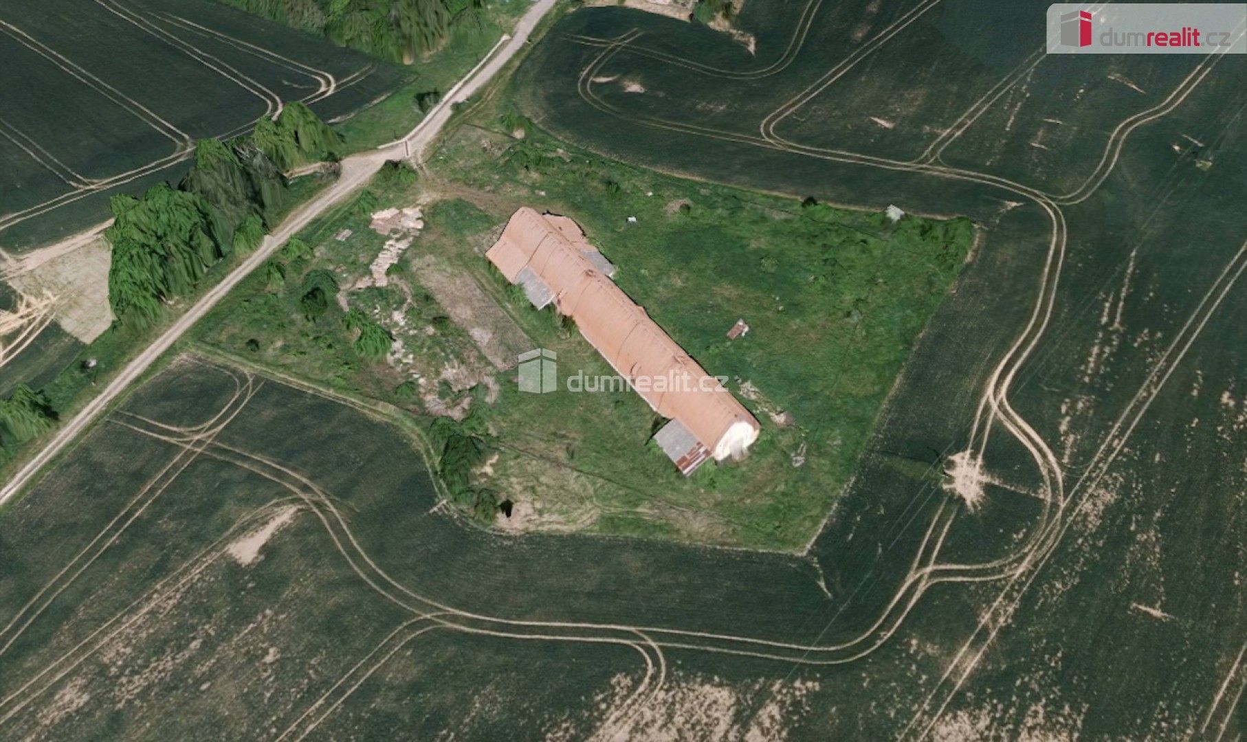 Zemědělské objekty, Třebonín, 9 480 m²