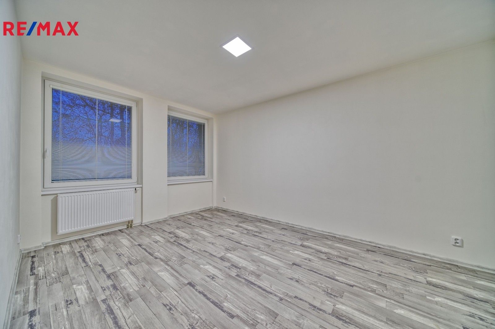 Pronájem byt 2+kk - Rooseveltova, Chlumec nad Cidlinou, 41 m²