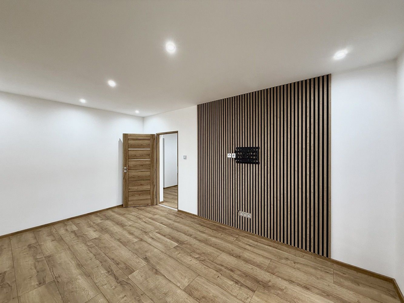 Prodej byt 2+1 - Karviná - Ráj, Moravskoslezský kraj, 59 m² - 2
