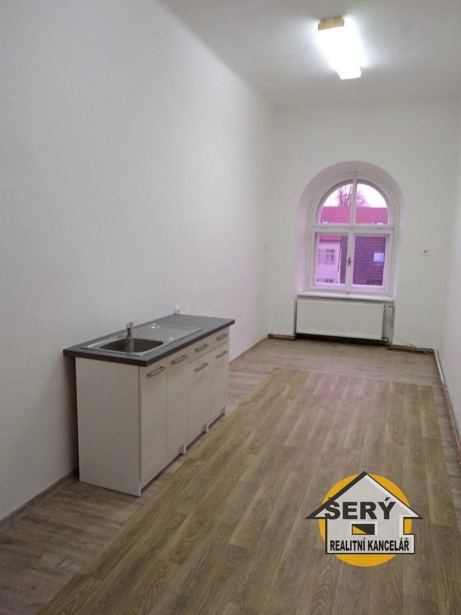 Kanceláře, Telč - Telč-Vnitřní Město, okres Jihlava, Kraj Vysočina, 60 m² - 1