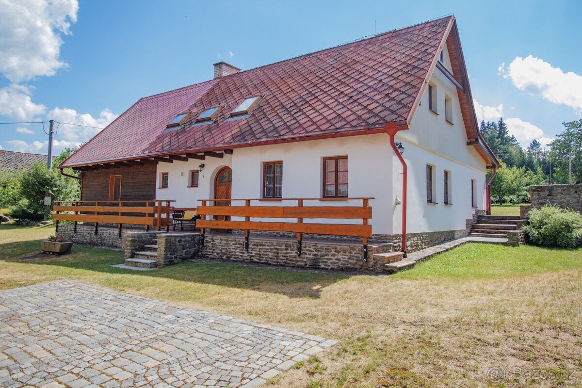 Rodinné domy, Kolinec, 341 42 - 2