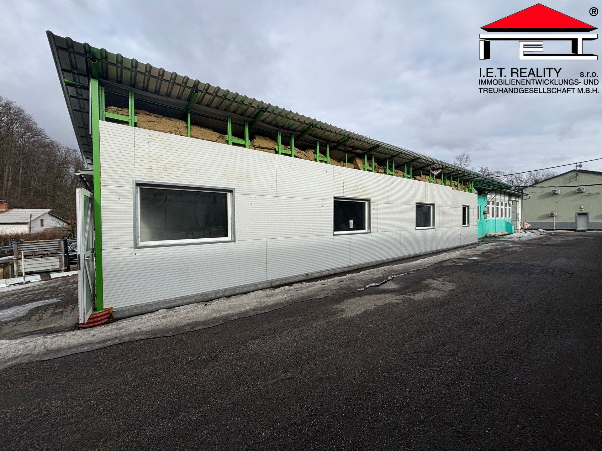 Sklady, Skalice, Frýdek-Místek, 90 m²