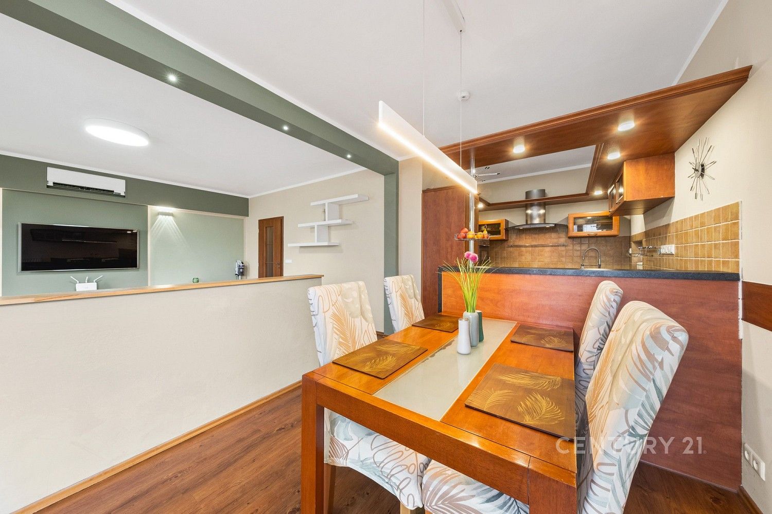 Byt 3+kk · 110 m² · Zbuzany, okres Praha-západ, Středočeský kraj - 3