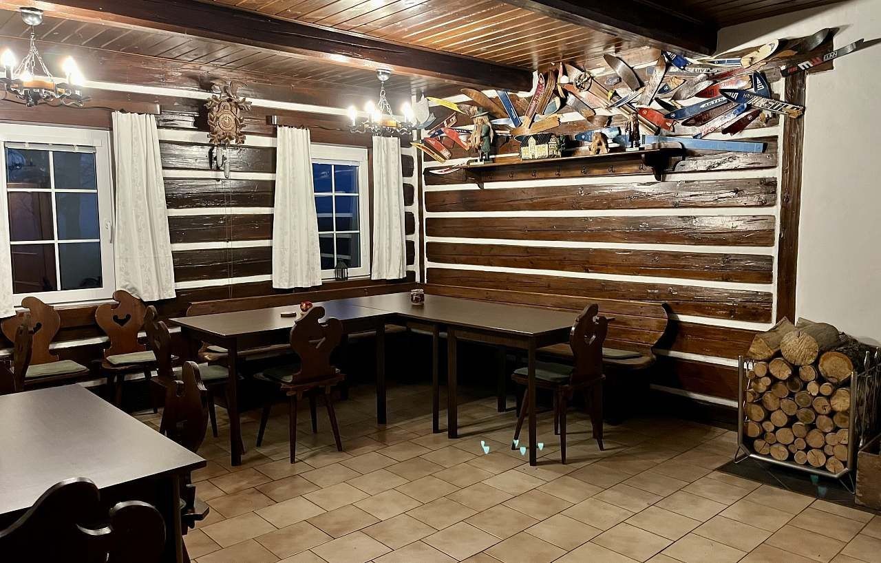 Chaty, Strážné, Královéhradecký kraj - 2