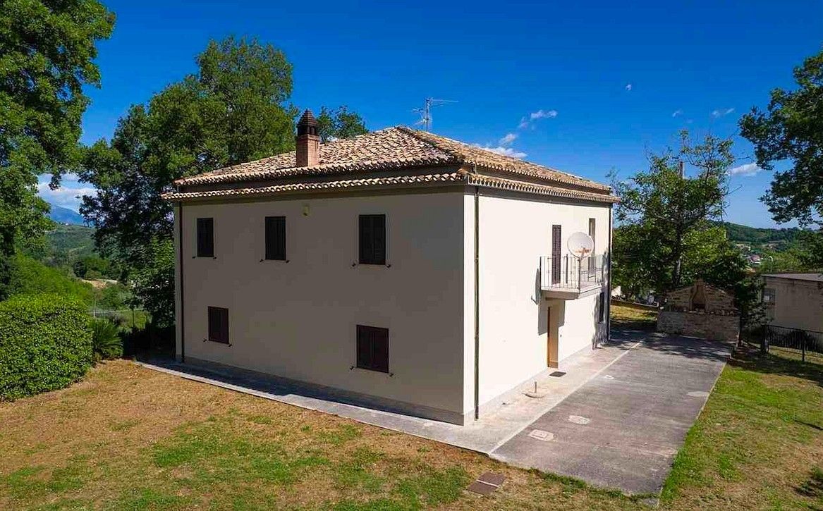 Rodinný dům · 325 m² · Cellino Attanasio, Abruzzo, Itálie - 4