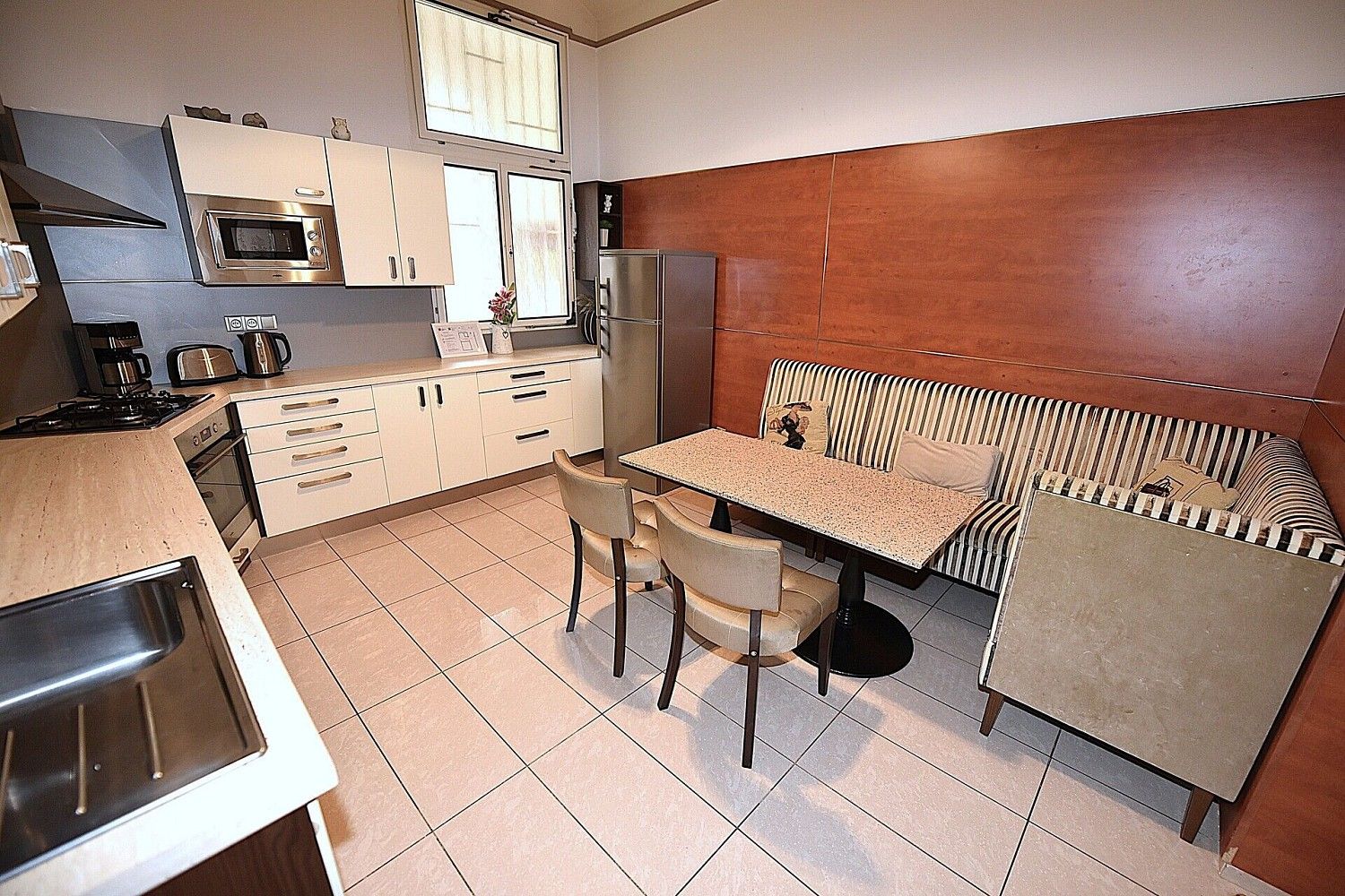 Prodej kancelář - Praha - Vinohrady, okres Praha 2, Hlavní město Praha, 72 m² - 5