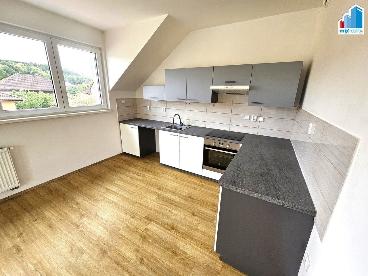 Pronájem byt 3+kk - Bdeněves, 113 m²