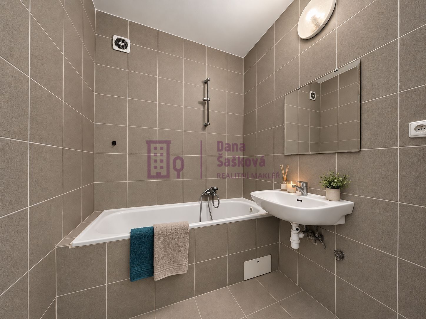 Byt 3+kk · 78 m² · Nádražní 187, Jindřichův Hradec II - 3