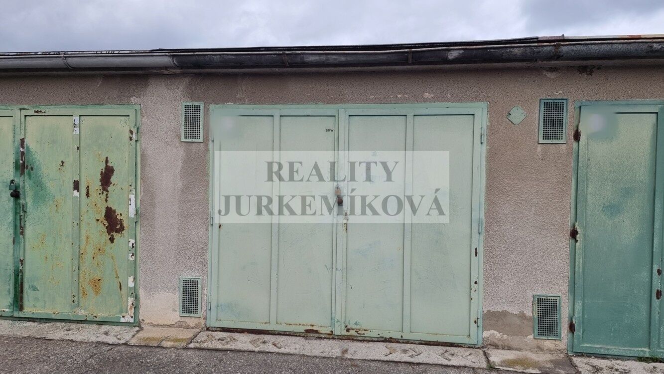 Pronájem garáž - Papírenská, České Budějovice, 16 m²