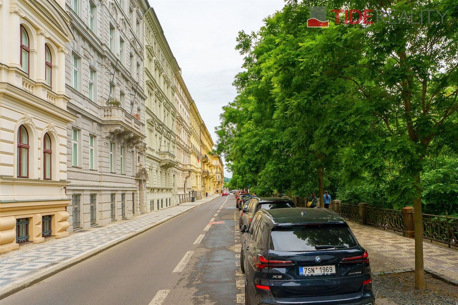 Kancelář, 196 m²