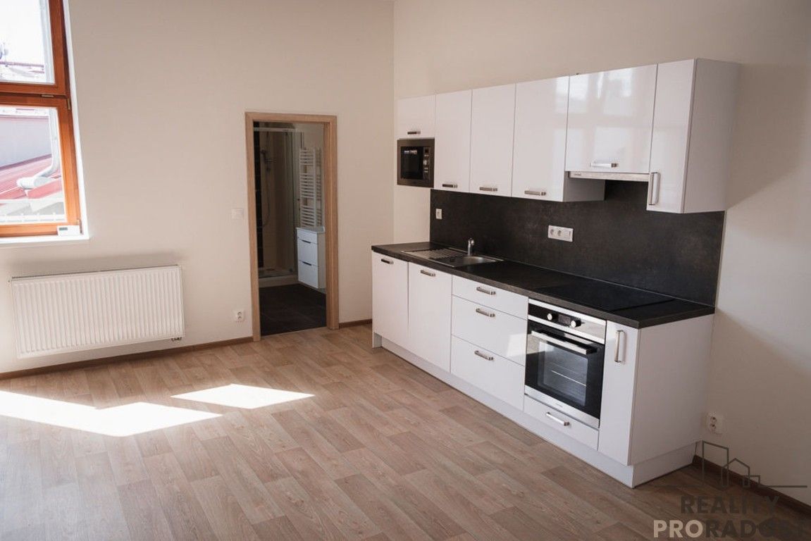 2+kk, Dolní náměstí, Olomouc, 53 m²