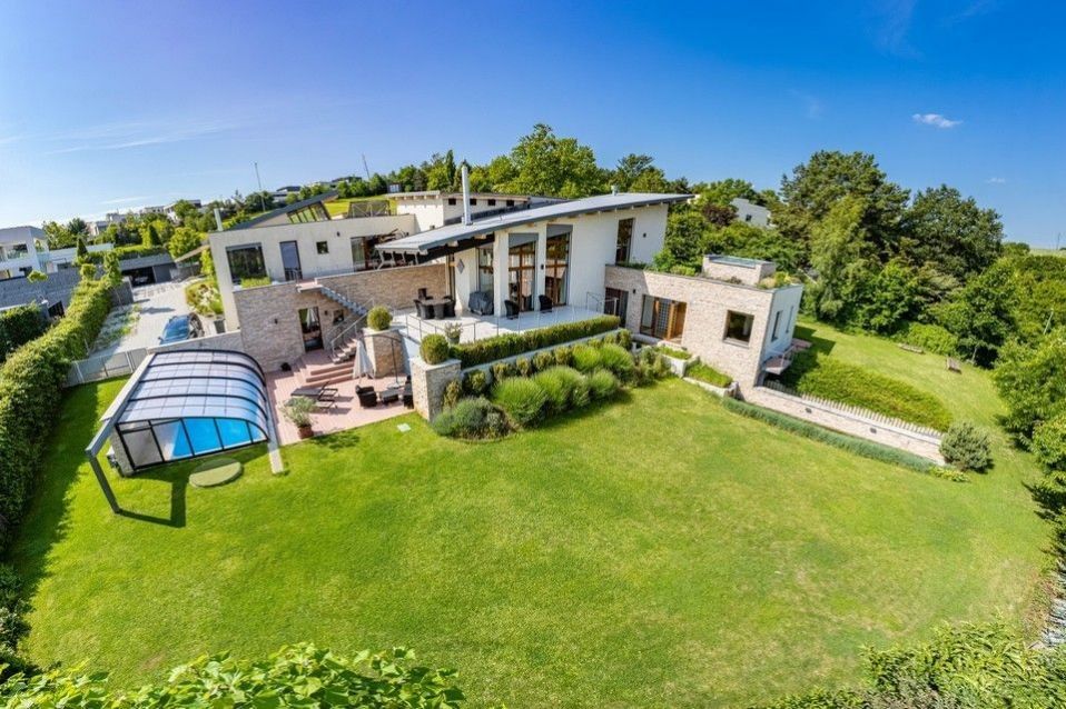 Vily, U bažantnice, Praha, 674 m²