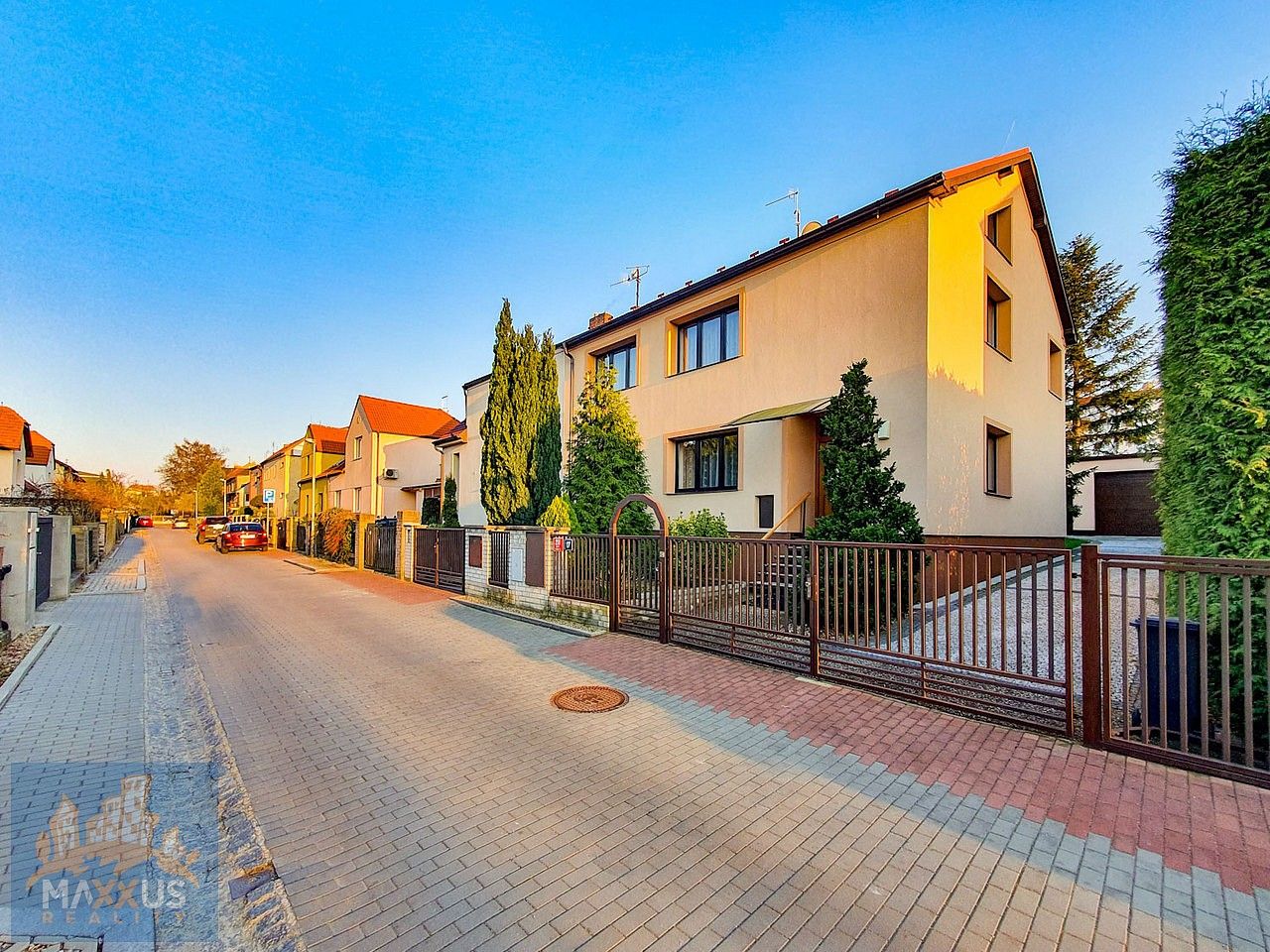 Rodinné domy, Praha - Řepy, okres Praha 17, Hlavní město Praha, 570 m² - 1