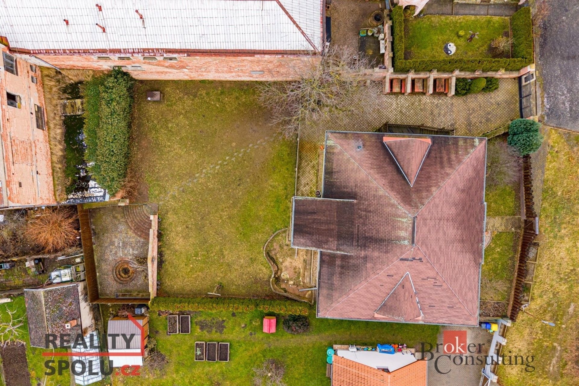 Prodej činžovní dům - Libčany, 350 m²