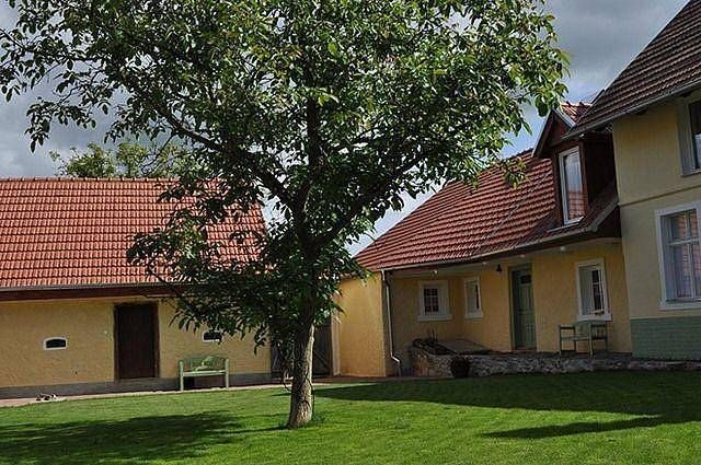 Chata · Břežany u Rakovníka, Středočeský kraj - 3