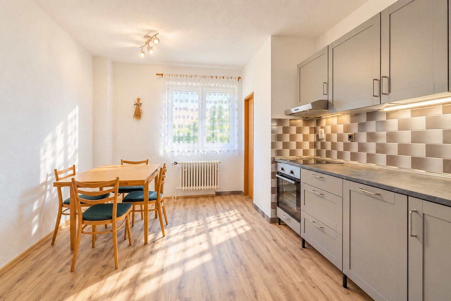 Prodej rodinný dům - Borek, okres Praha-východ, 300 m² - 5