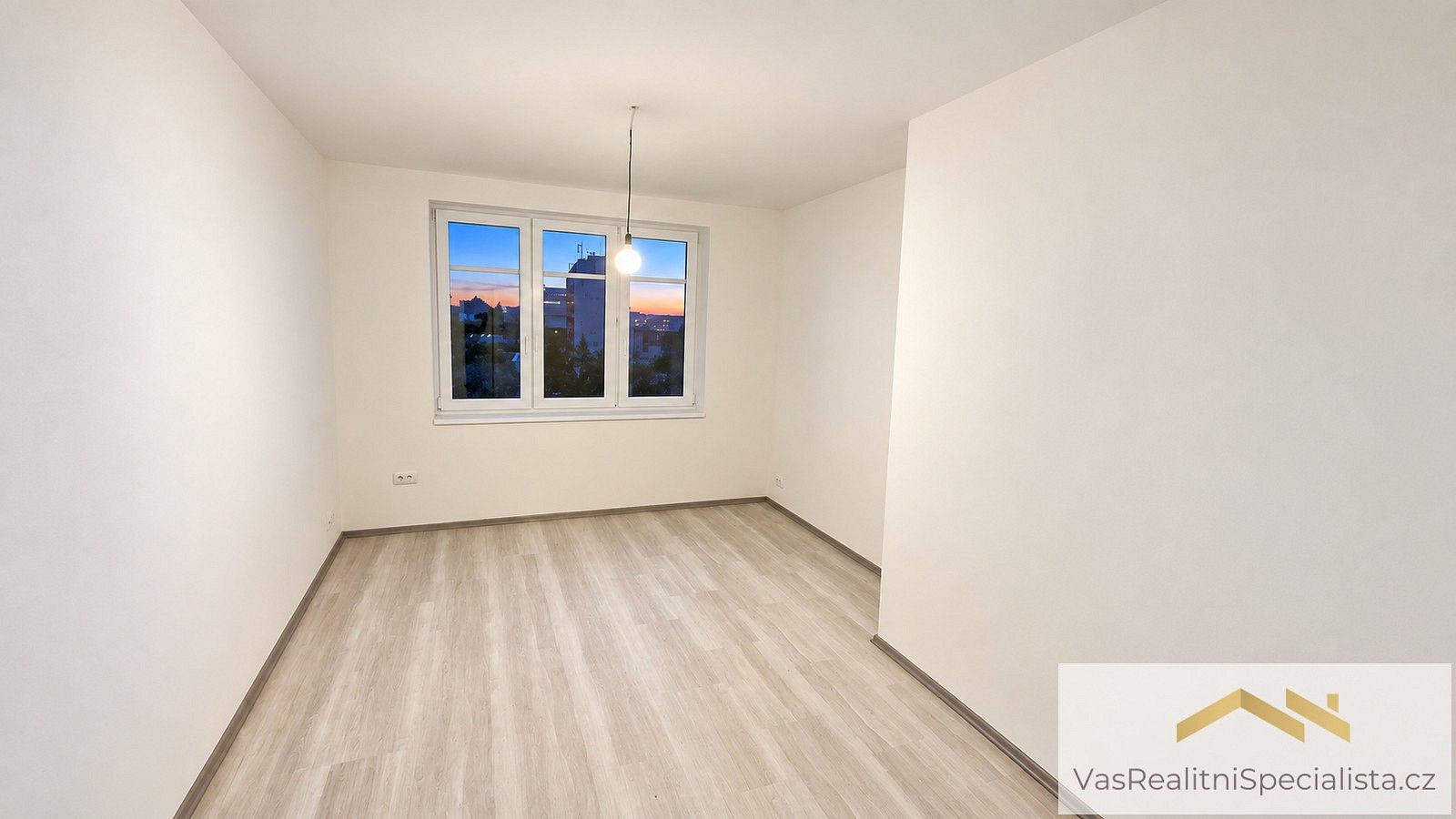 Pronájem byt 3+kk - 5. května, Praha 4 - Nusle, 62 m² - 5