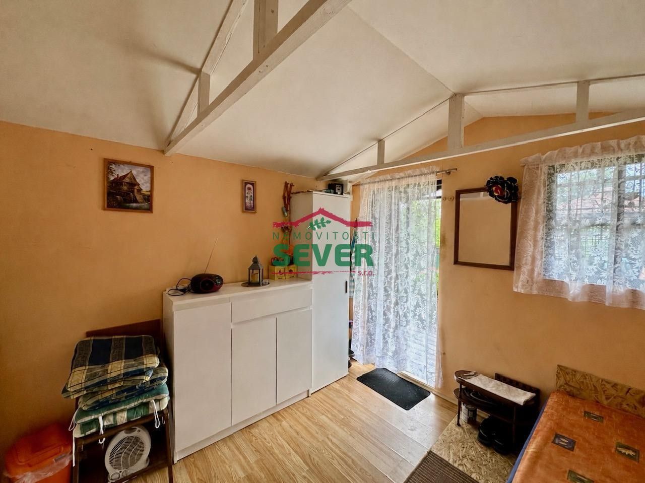 Zahrada · 930 m² · Postoloprty - 3