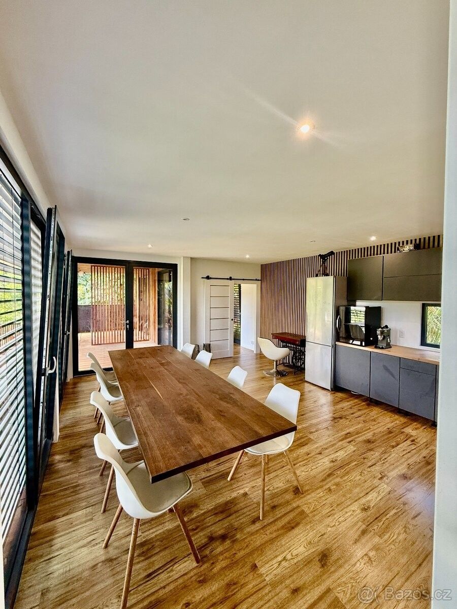 Rodinný dům · 987 66, Zahraničí - 4