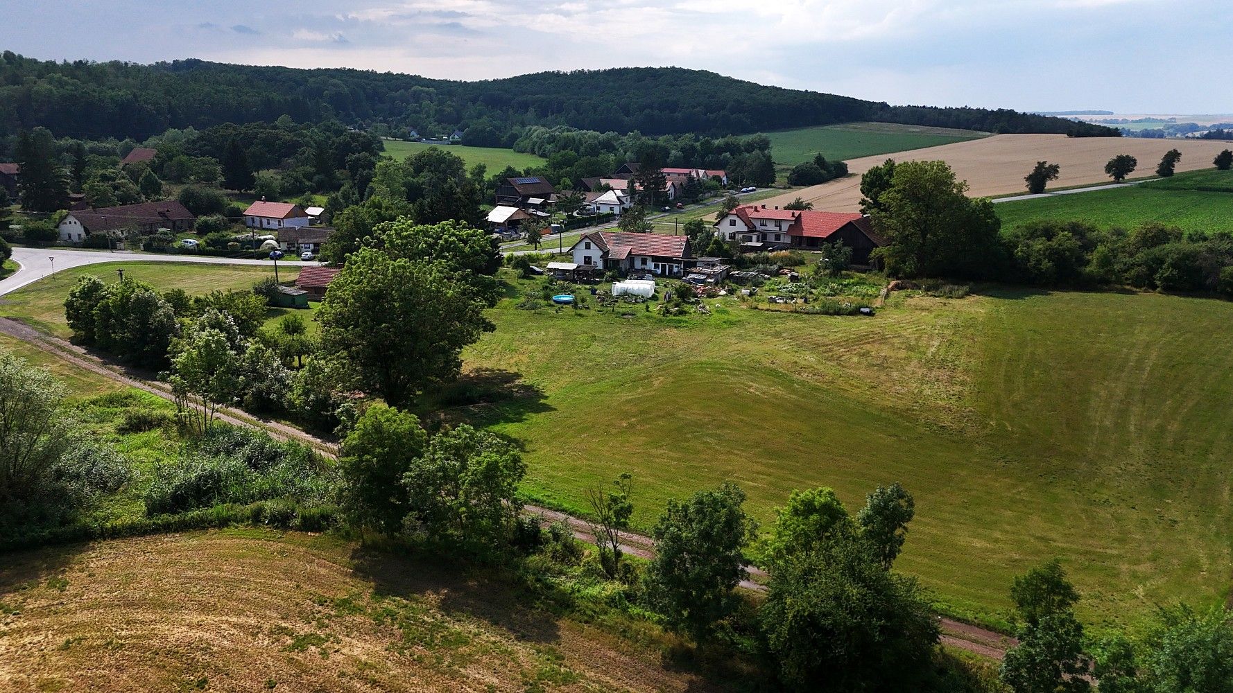 Pozemek pro bydlení · Češov - Liběšice, okres Jičín, Královéhradecký kraj - 2