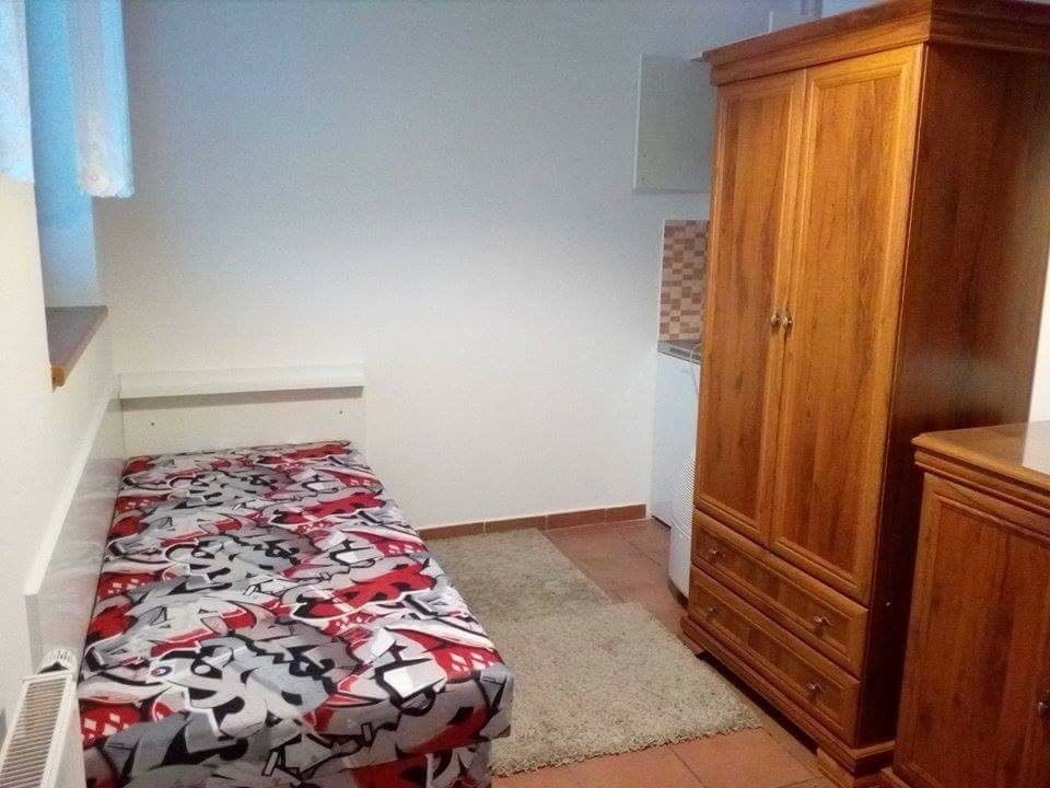 Byt · Kvasiny, 517 02 - 4