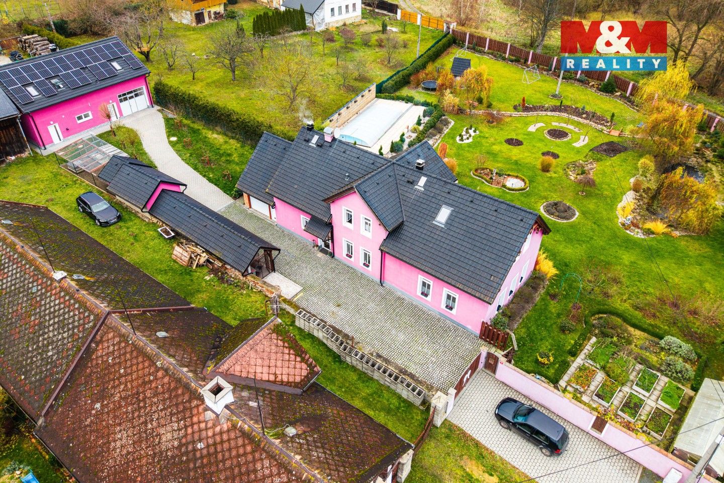 Rodinné domy, Mlýnec, Přimda, 433 m² - 1