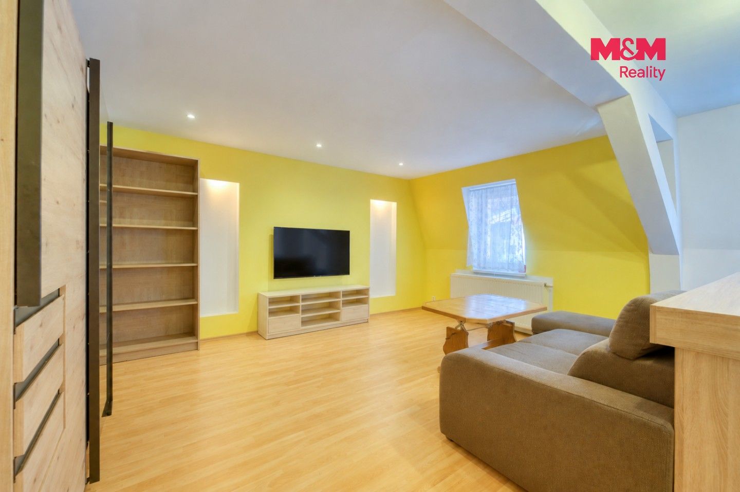 Byt 4+kk · 158 m² · Růžový kopeček, Cheb - 3