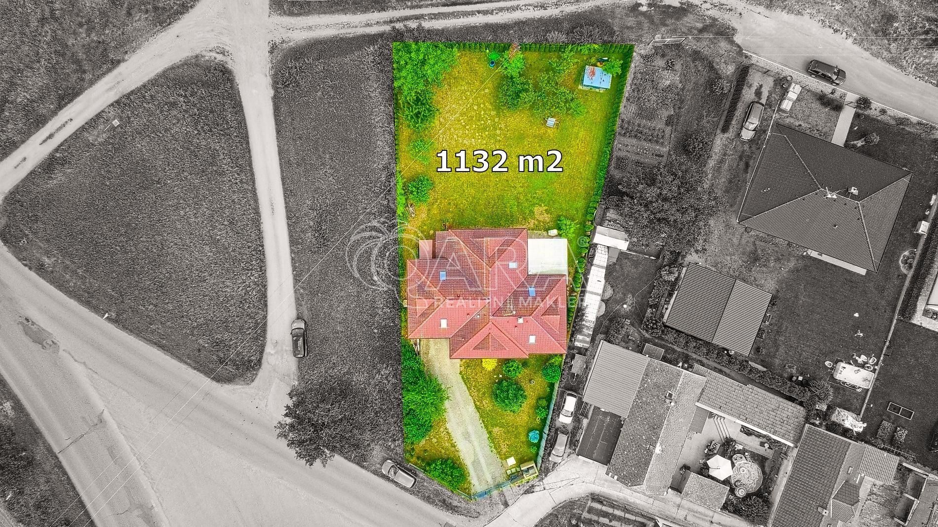 Rodinné domy, Zlosyň, 209 m² - 2