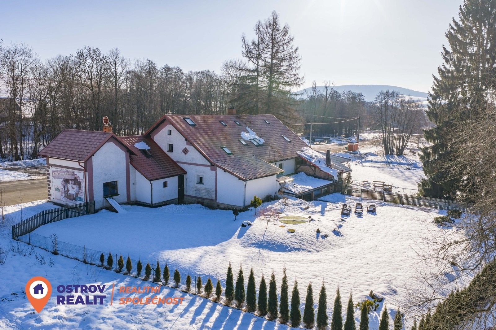 Rodinné domy, Dolní Morava, 679 m²