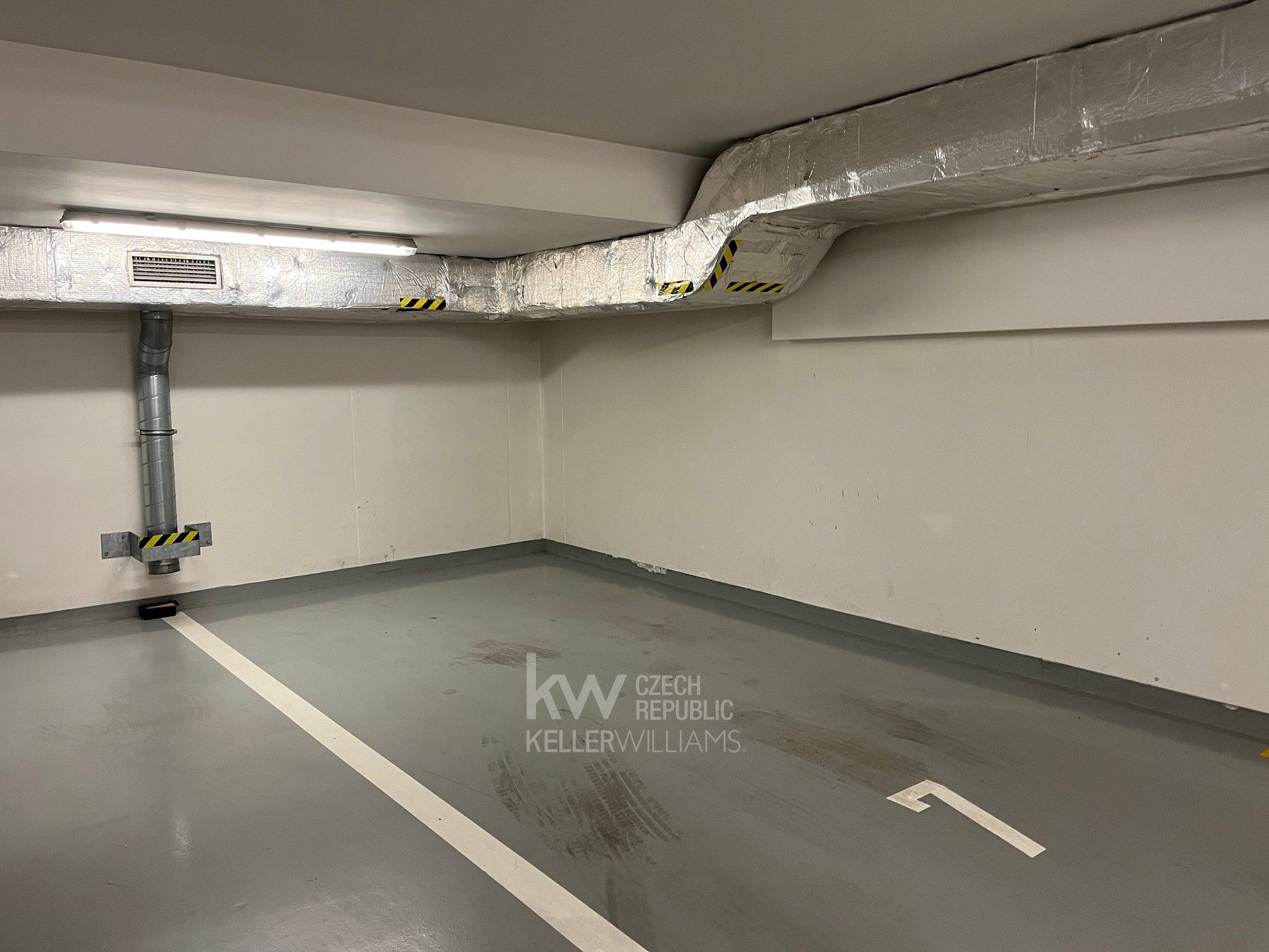 Ostatní, Litoměřická, Praha, 13 m²