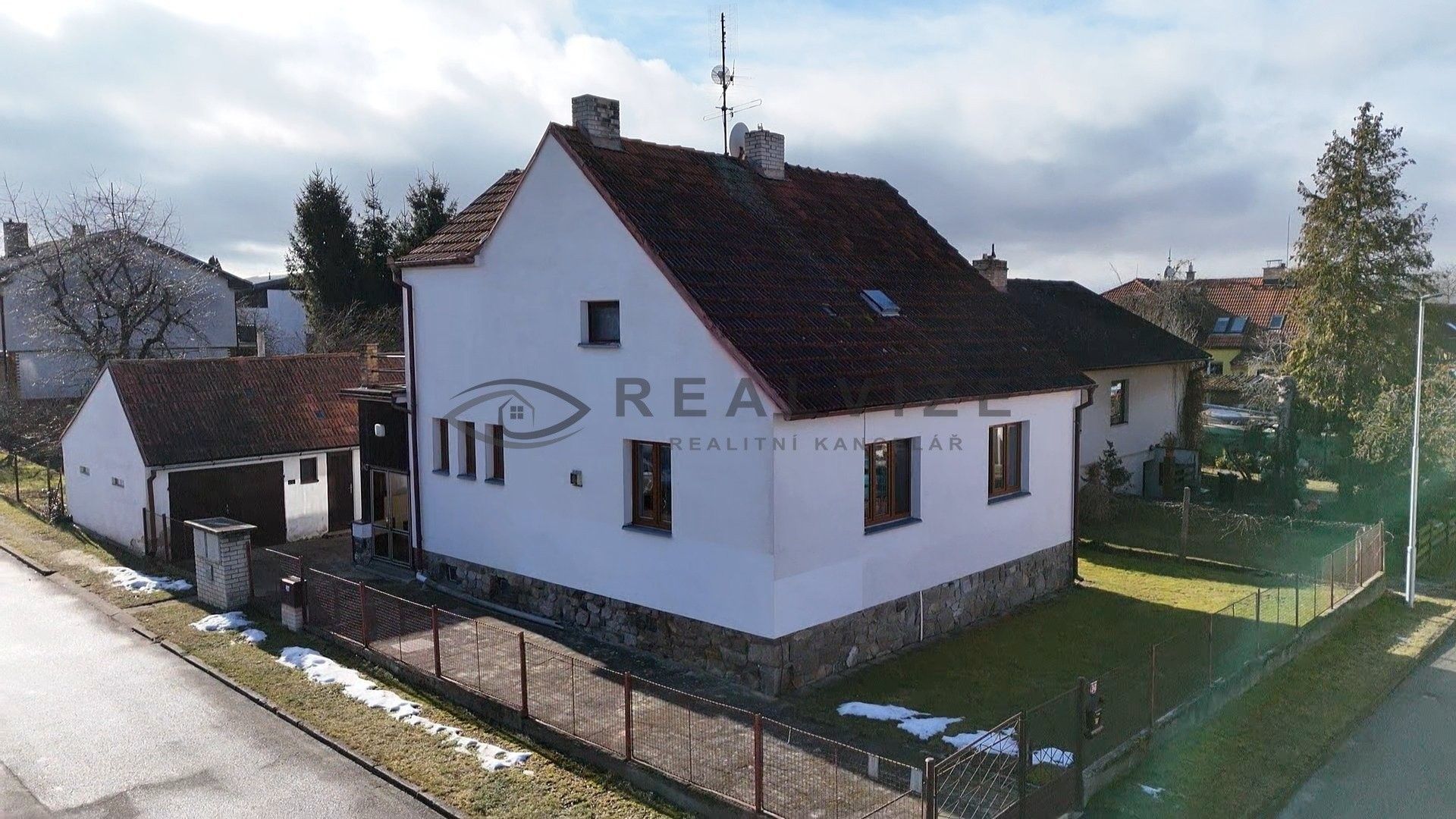 Rodinné domy, Zahradní, Kamenný Újezd, 133 m²