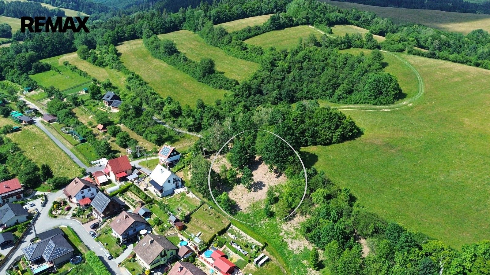 Pozemky pro bydlení, Hošťálková, 1 781 m² - 2