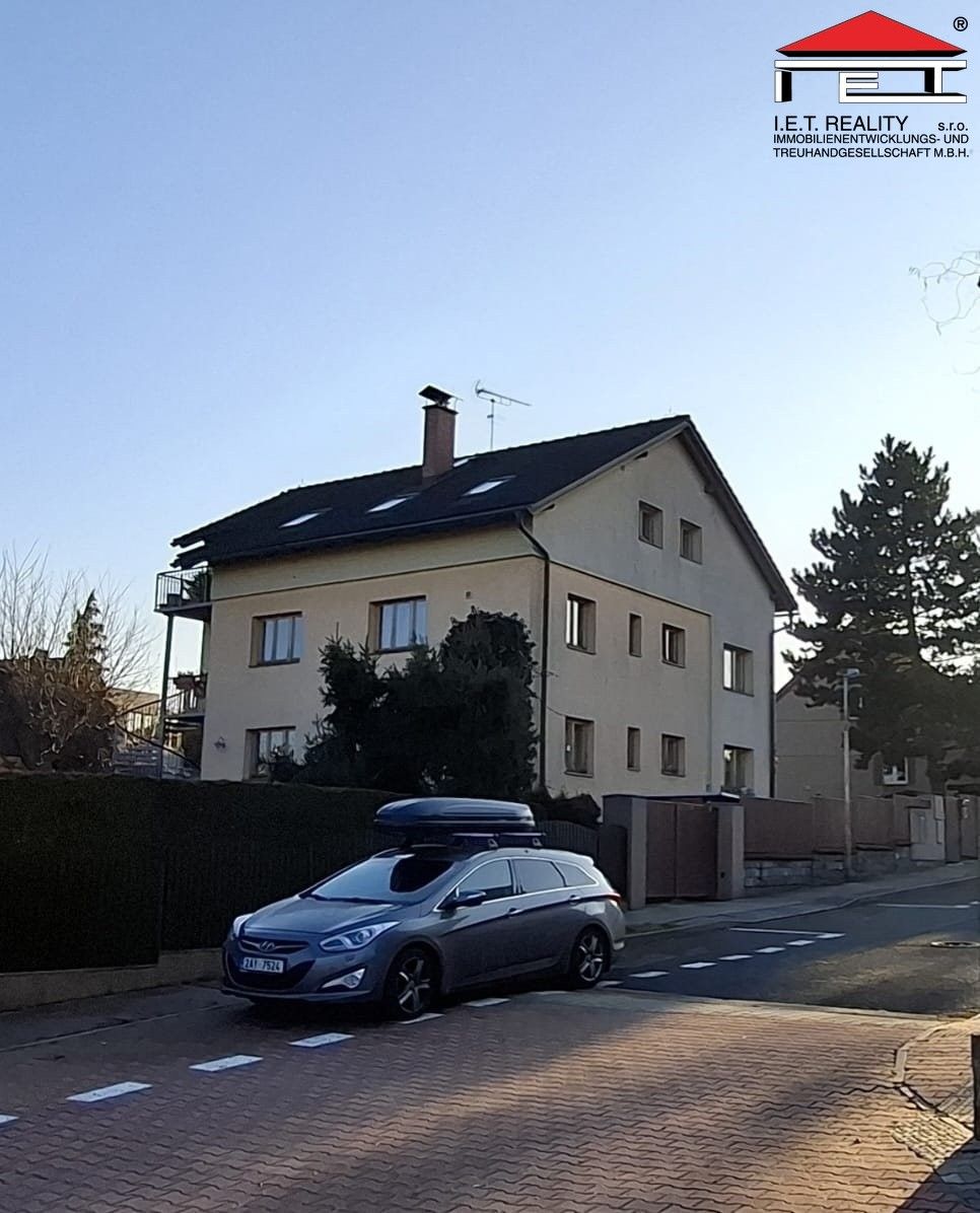 4+1, Nežárská, Praha, 95 m²