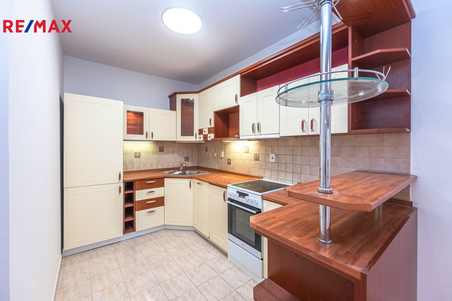 2+kk, Semilská, Praha, 69 m²