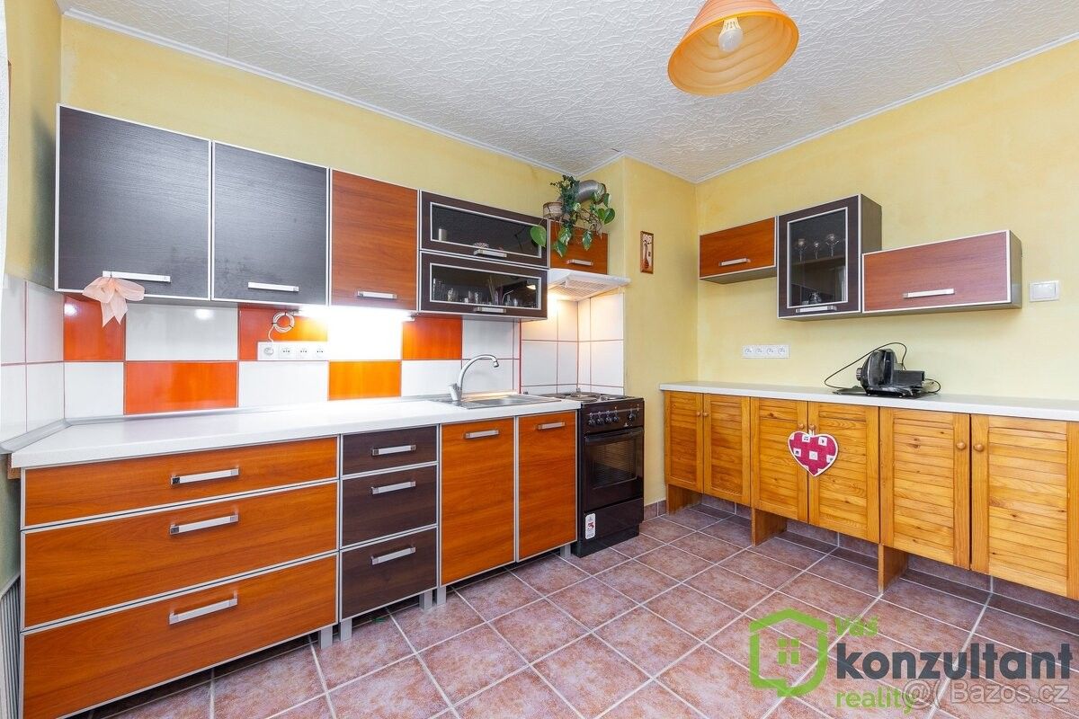 Prodej rodinný dům - Červený Kostelec, 549 41