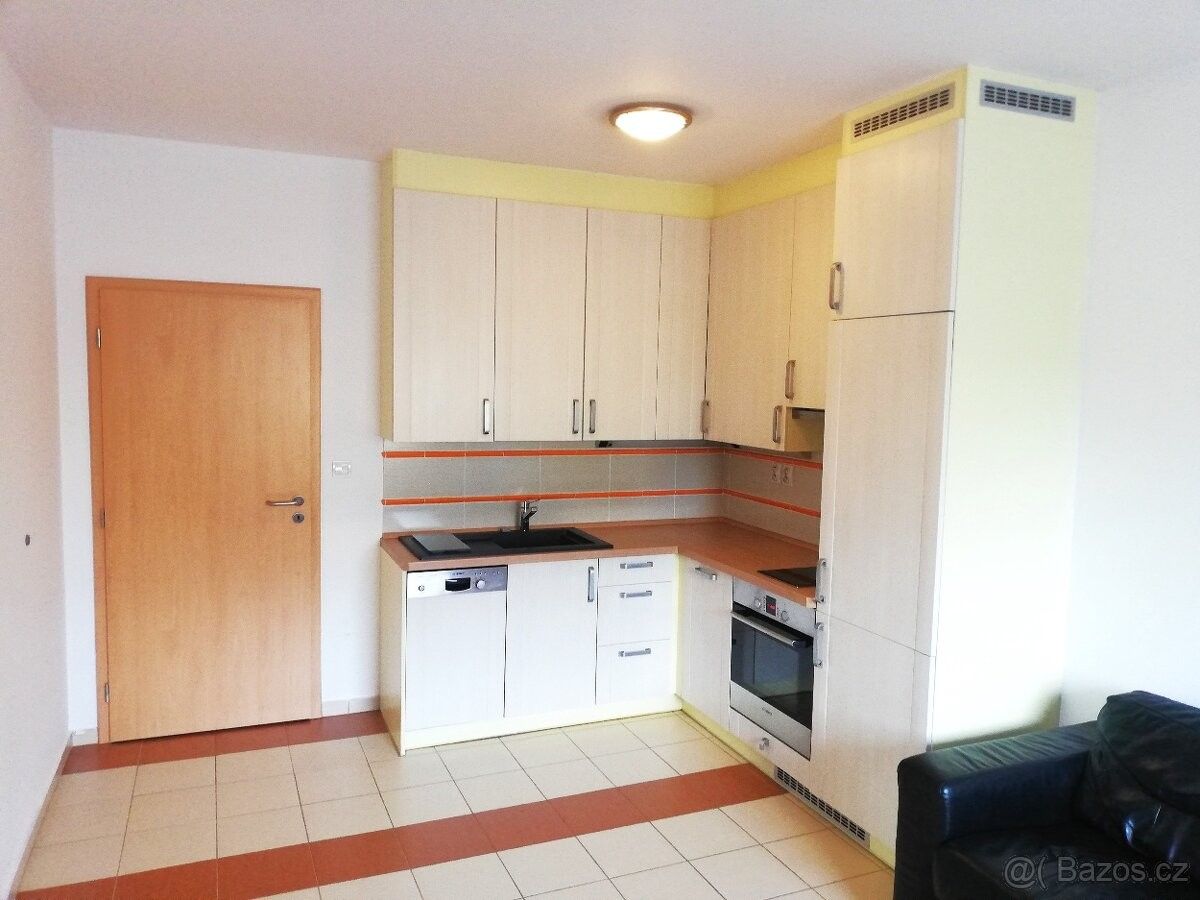 Byty, Lišany, 269 01